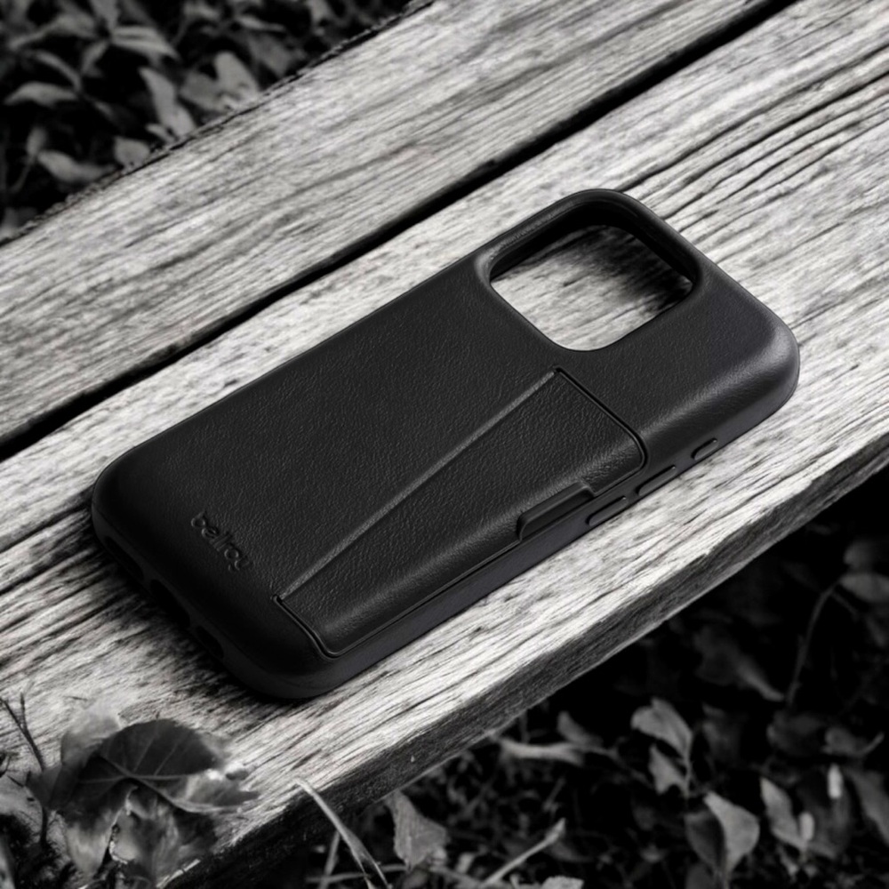 Bellroy Black Leather Phone Case 3 Card IPhone 16 Pro Max